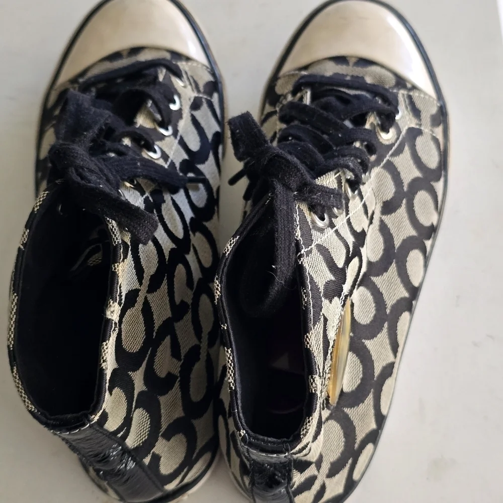 Coach Cardinal High Top Sneakers Women Sz 8B Black White Signature Logo … - Picture 6 of 16